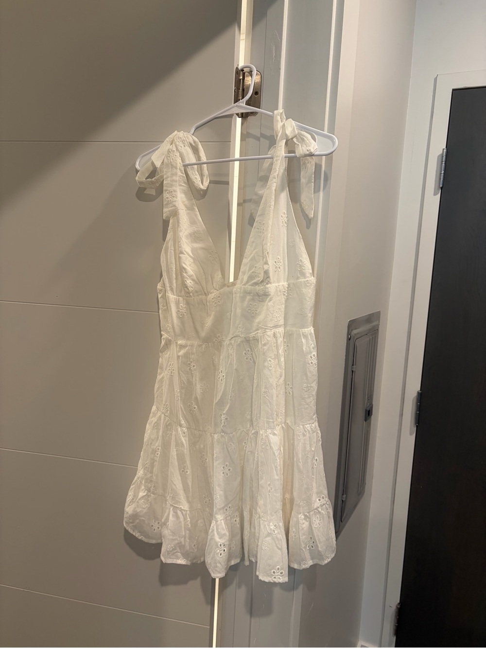 Princess Polly - Women’s Tie-Shoulder Eyelet Mini Dress - White